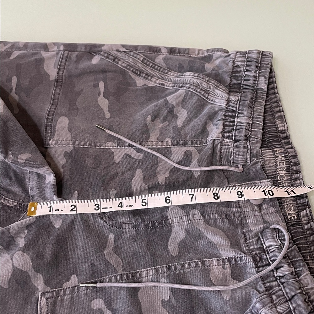American Eagle Gray Jogger Pants - Picture 6 of 15